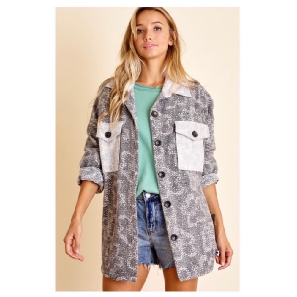 Brushed Print Soft Shacket - Picture 3 of 6